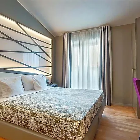 Hotel Fortyfive Squared