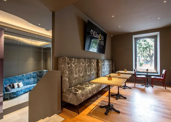 Fortyfive Squared 4* Roma