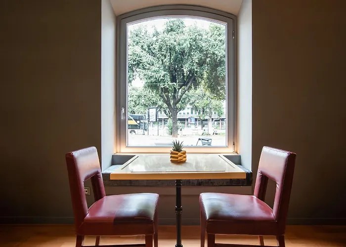 Fortyfive Squared 4* Roma