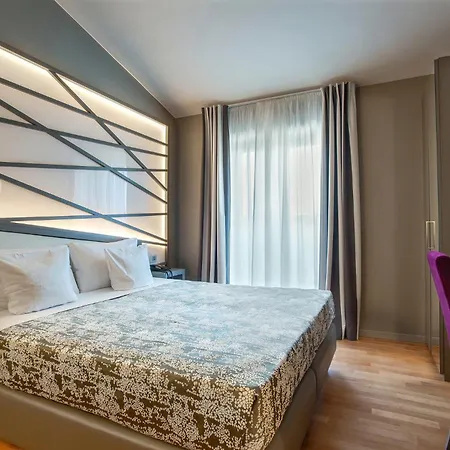 Hotel Fortyfive Squared