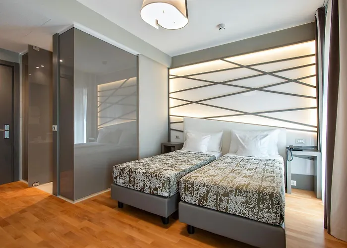 Fortyfive Squared Hotel